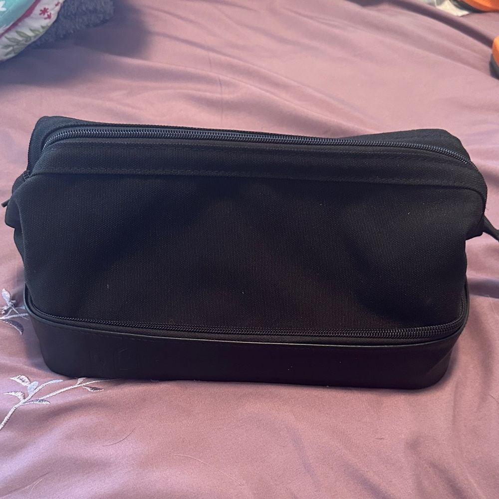 BEIS Classic Black Cosmetic Case